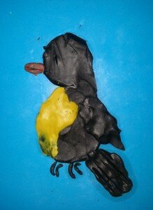 Птица картина из пластилина