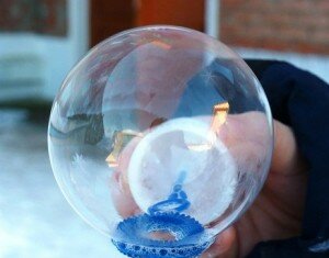 Хрустальный шар из мыльных пузырей